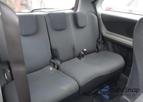 2010 Toyota Yaris z USA, uszkodzony, nr VIN JTDJT4K38A5288249